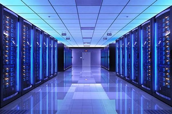 How does a supercomputer work